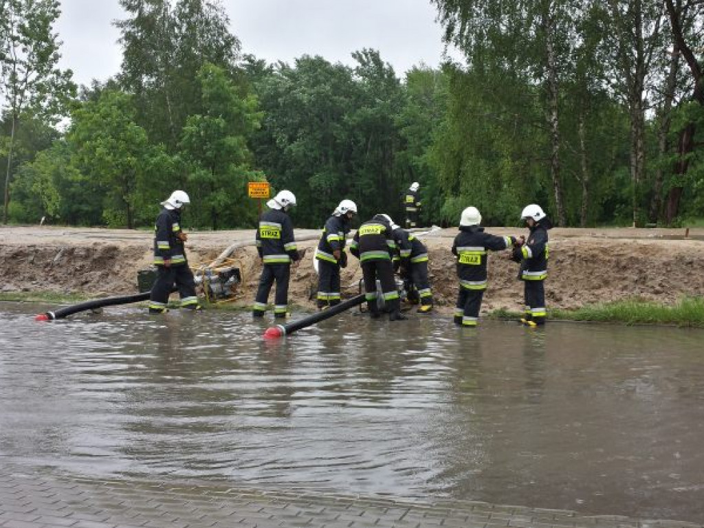 Ulewa w Legionowie. Zalane ulice