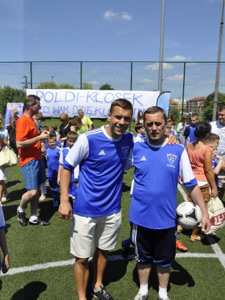 Łukasz Podolski i Tomasz Kłos odwiedzili Football Academy w Płońsku