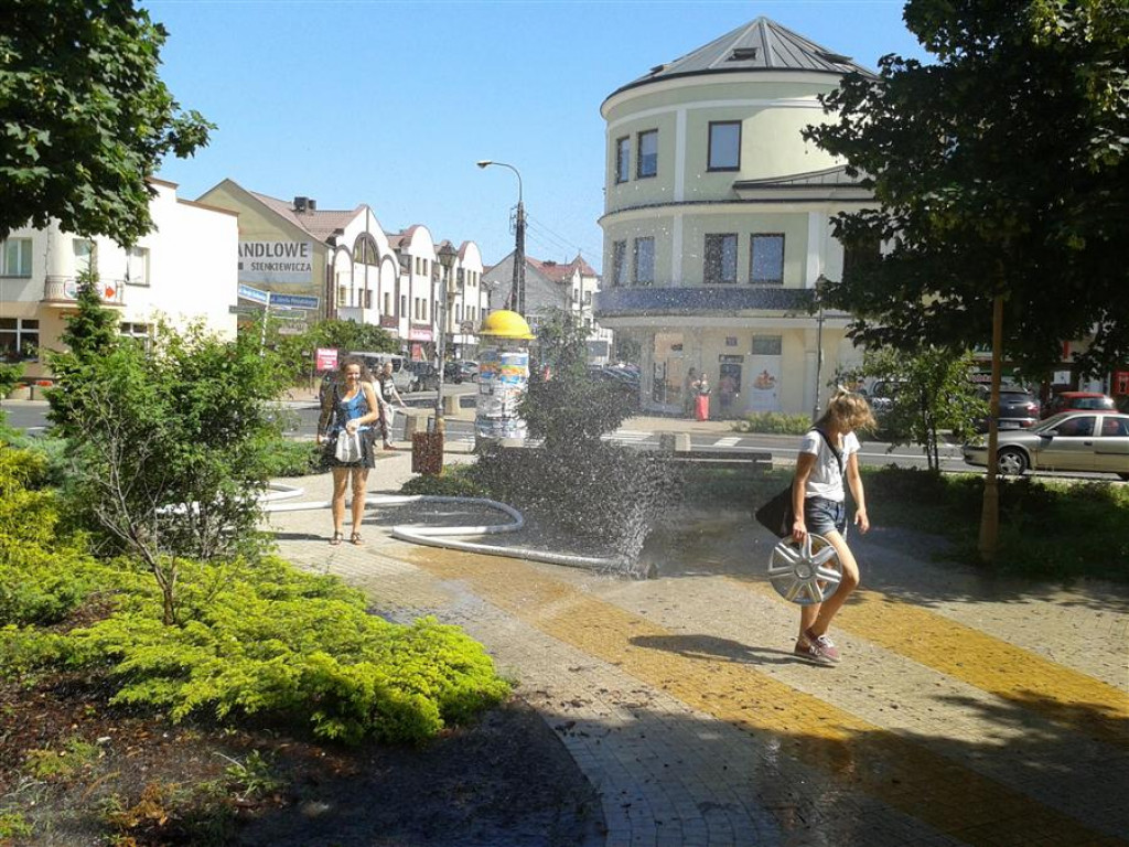 Trochę wody dla ochłody! Kurtyny wodne w Legionowie
