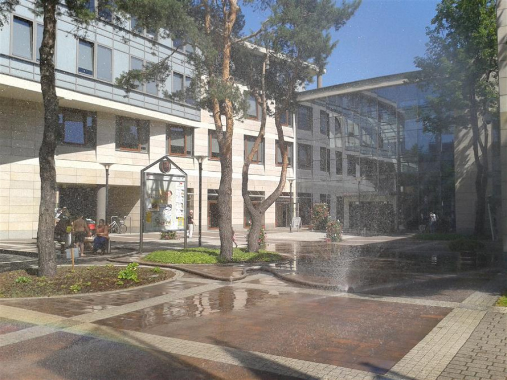 Trochę wody dla ochłody! Kurtyny wodne w Legionowie