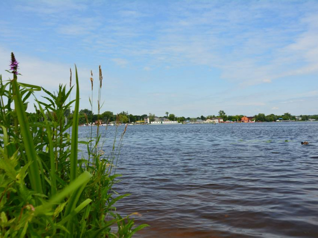 Samolot awaryjnie wodował na Jeziorze Zegrzyńskim