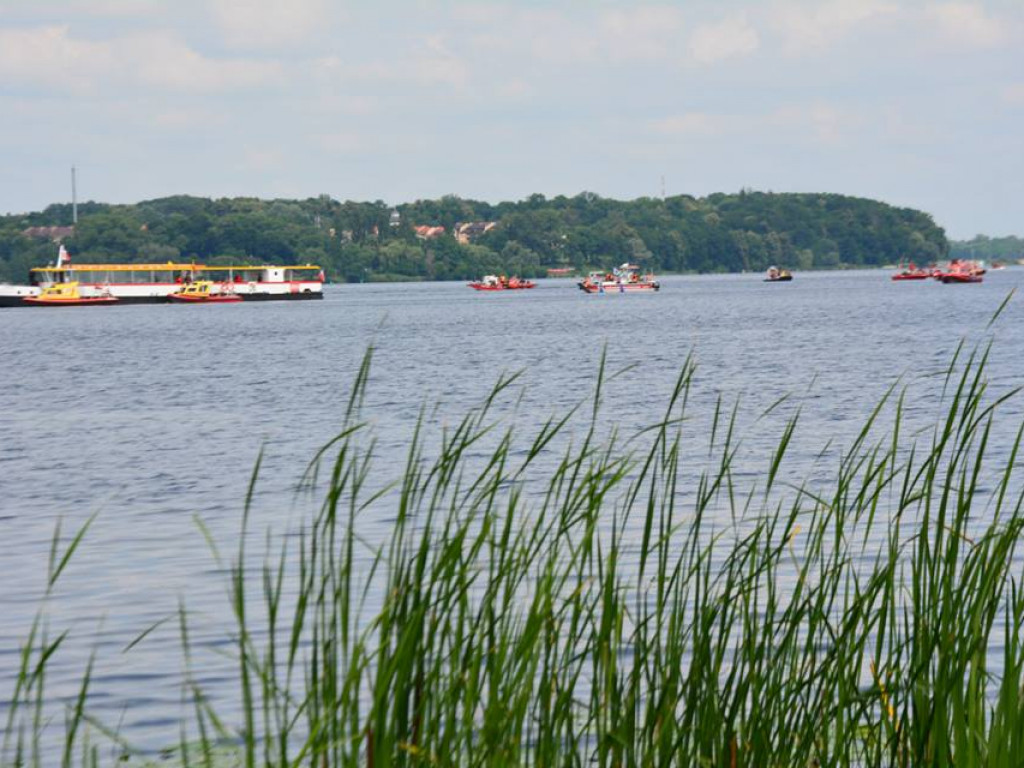 Samolot awaryjnie wodował na Jeziorze Zegrzyńskim