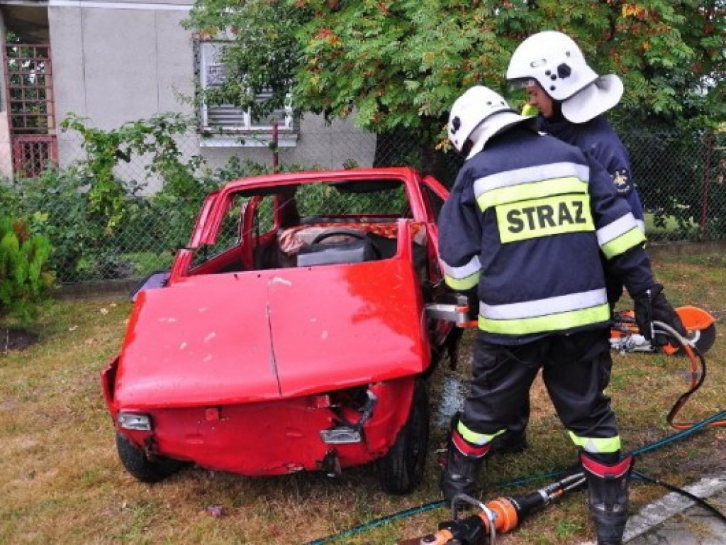 Pokazy strażackie podczas dnia otwartego OSP w Serocku