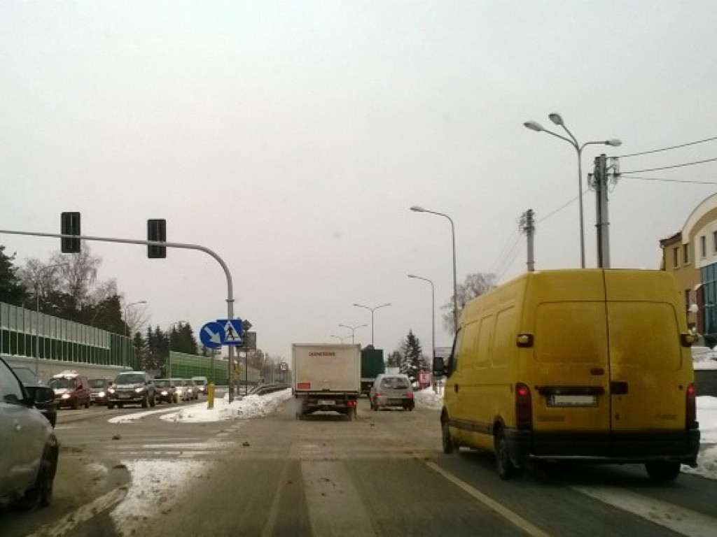 Fatalne warunki na drogach w regionie