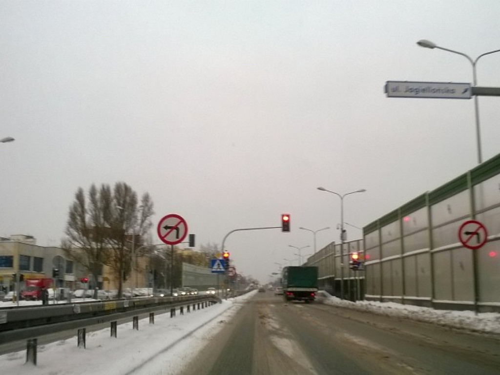 Fatalne warunki na drogach w regionie