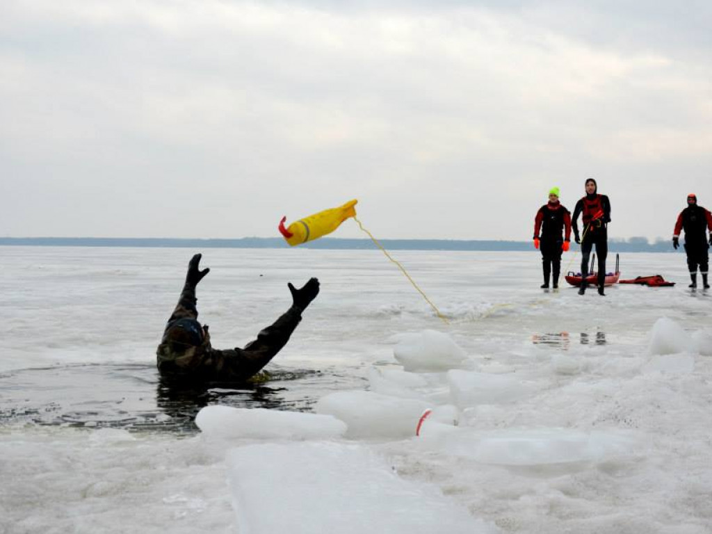 Walentynki z WOPR na Zalewie Zegrzyńskim