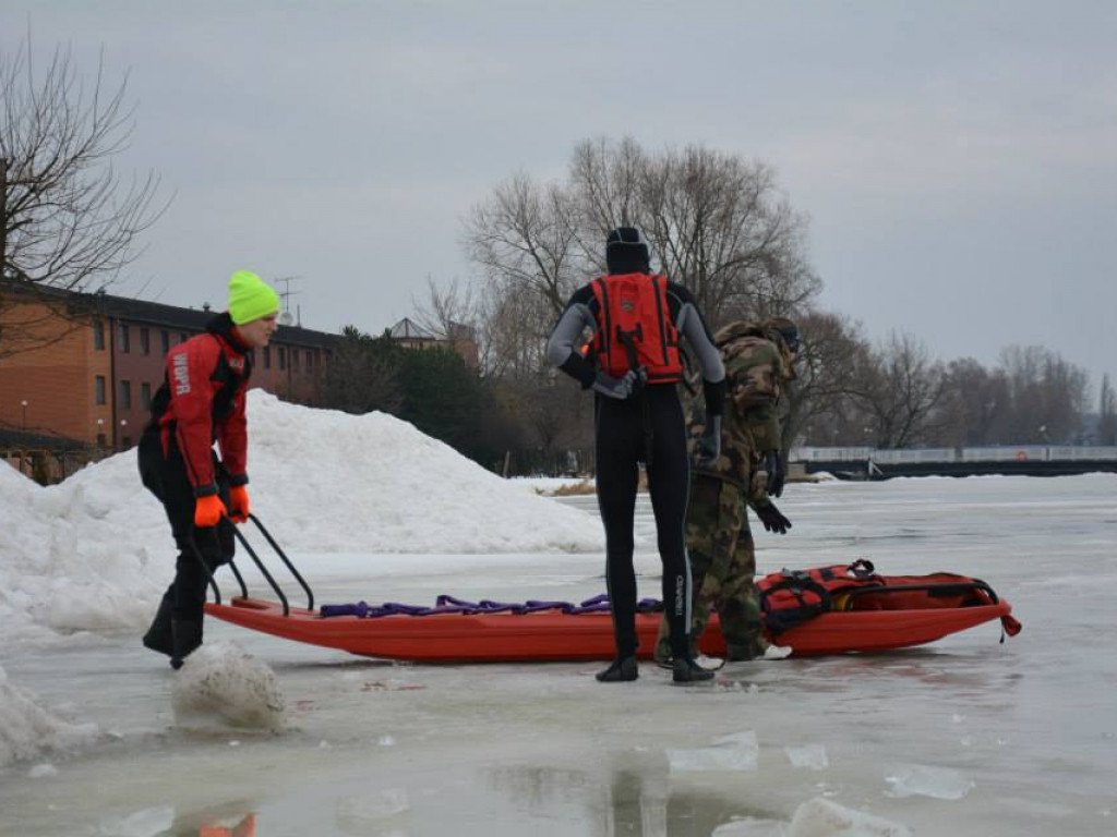 Walentynki z WOPR na Zalewie Zegrzyńskim