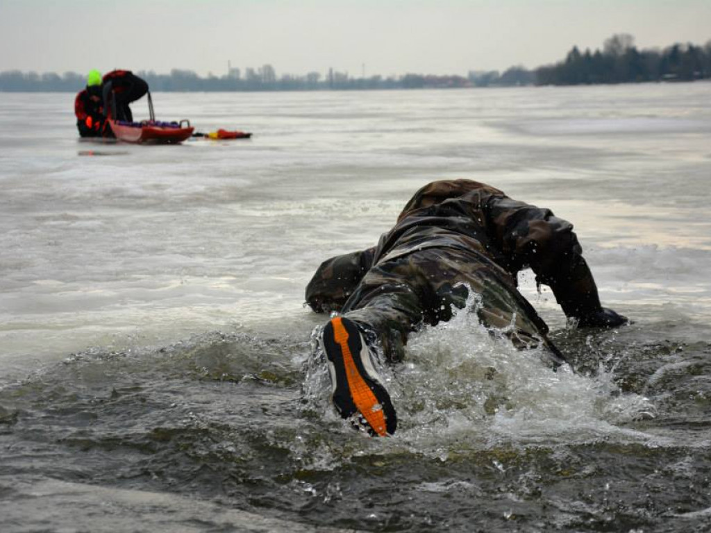 Walentynki z WOPR na Zalewie Zegrzyńskim