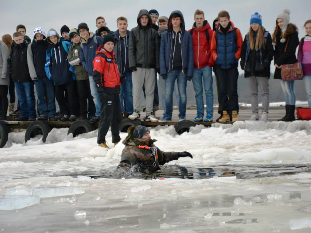 Walentynki z WOPR na Zalewie Zegrzyńskim