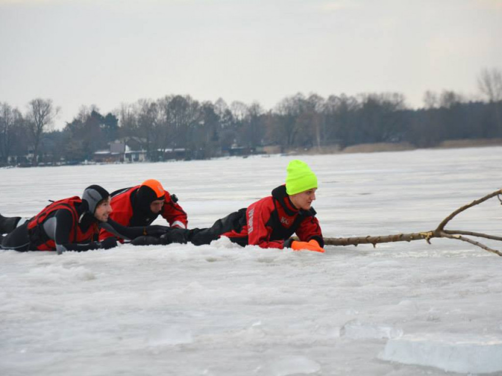 Walentynki z WOPR na Zalewie Zegrzyńskim