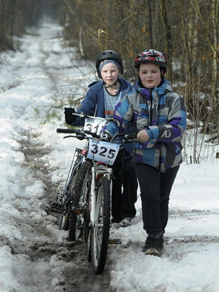 Chotomów: Pojechali w zimowym maratonie