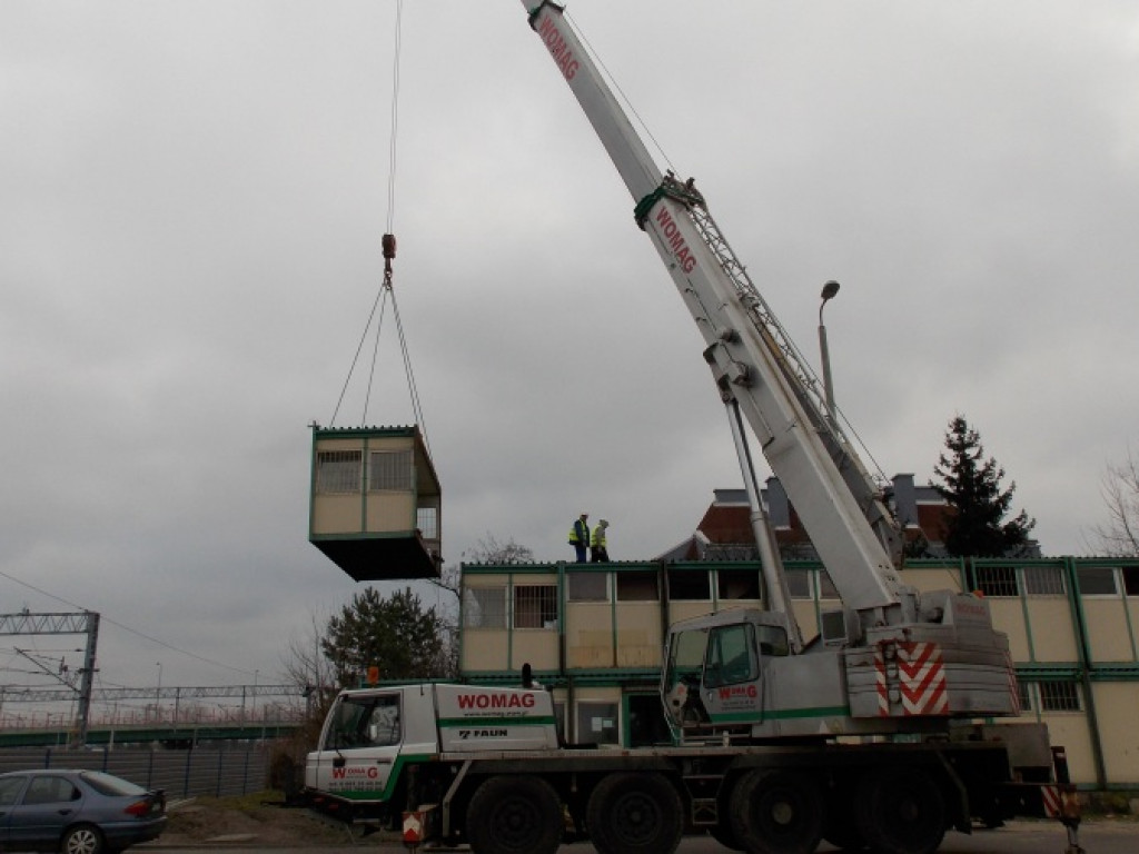Legionowo: Rozebrali stary dworzec