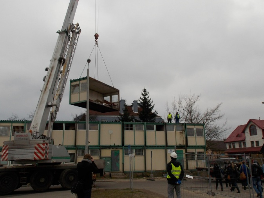 Legionowo: Rozebrali stary dworzec