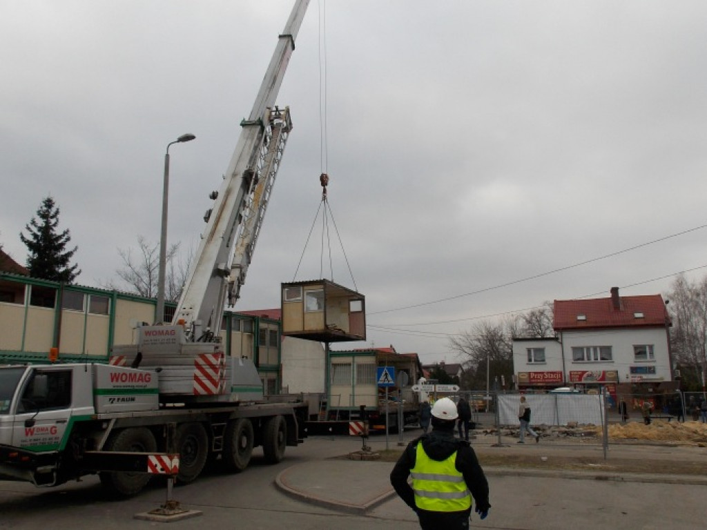 Legionowo: Rozebrali stary dworzec