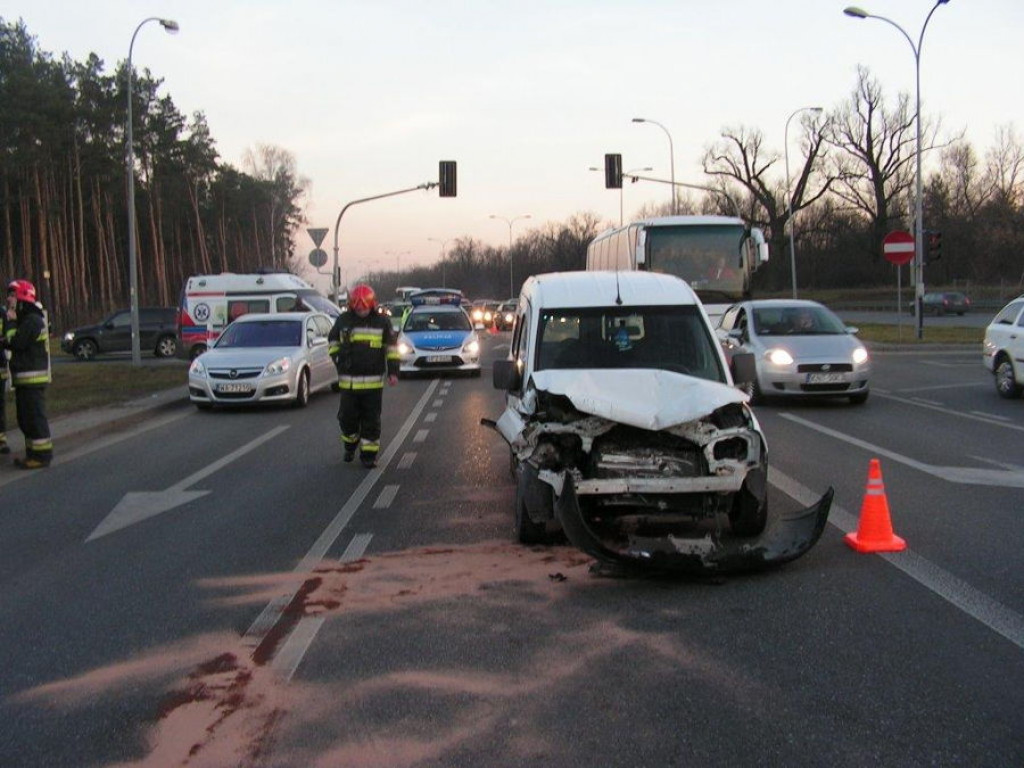 Jabłonna: Sprawca niedzielnego wypadku przy granicy z Warszawą był pijany