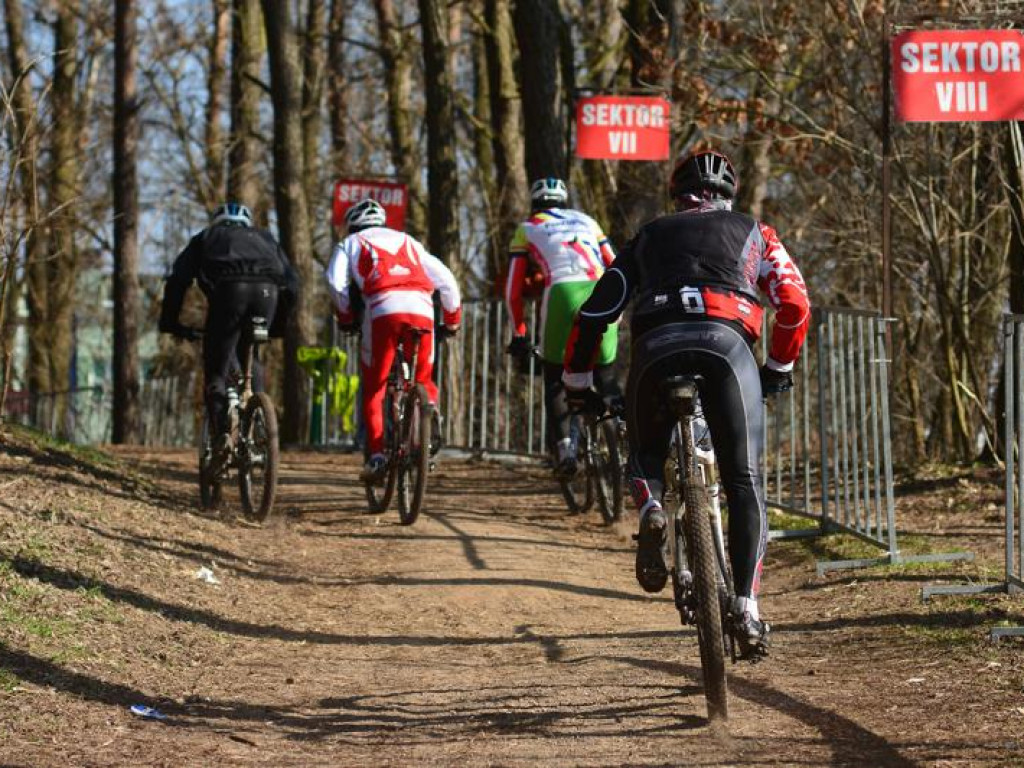 Pomiechówek: Zimowy maraton w wiosennym klimacie
