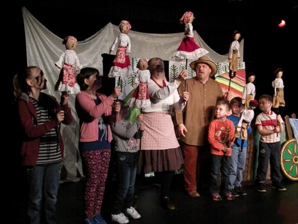 Nowy Dwór Maz.: Staropolskie obrzędy w Poranku z Teatrem