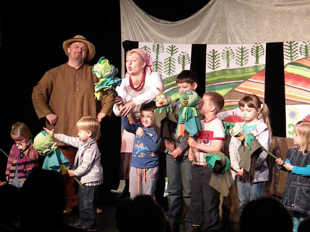 Nowy Dwór Maz.: Staropolskie obrzędy w Poranku z Teatrem
