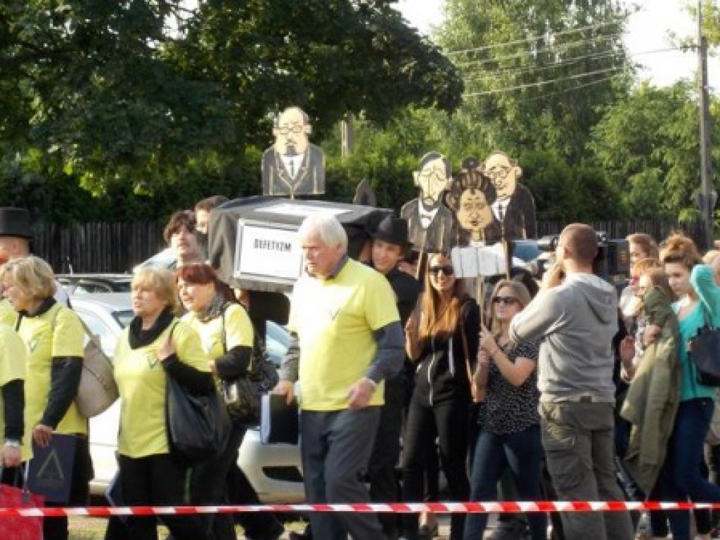 Legionowo: Mieszkańcy pochowali defetyzm