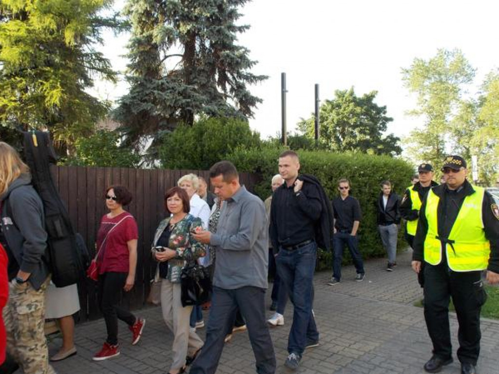 Legionowo: Mieszkańcy pochowali defetyzm