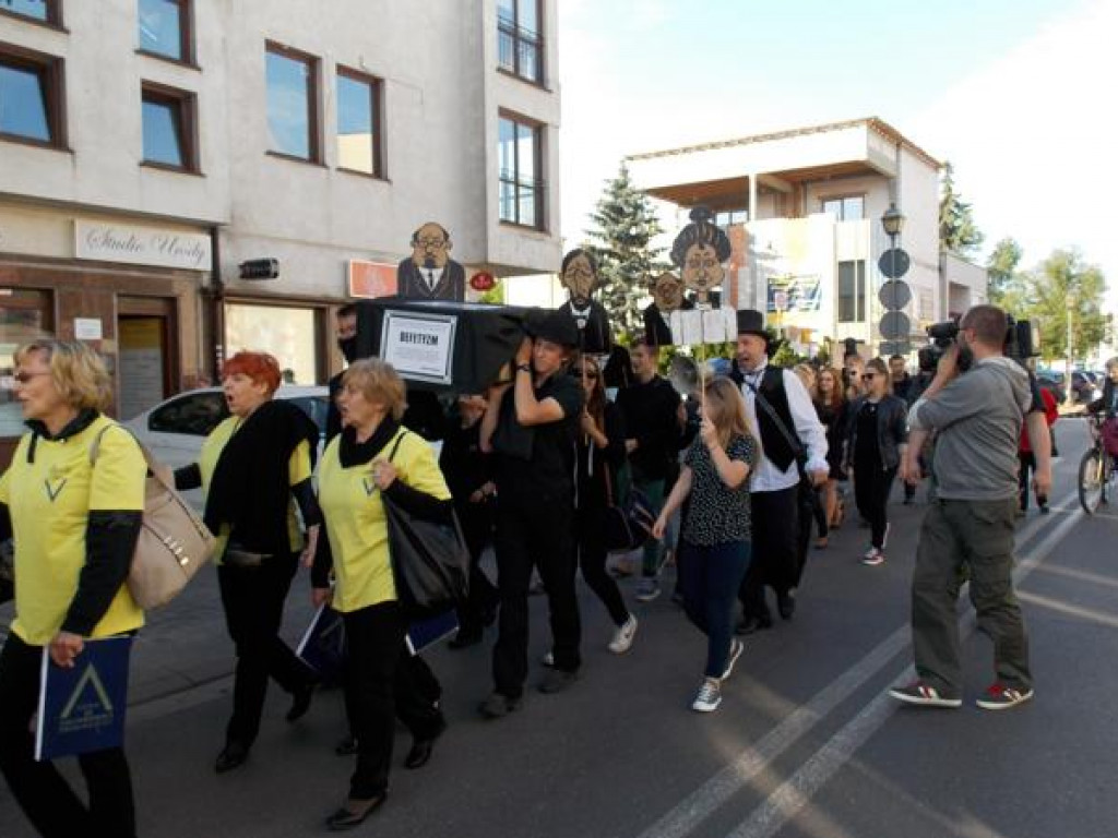 Legionowo: Mieszkańcy pochowali defetyzm