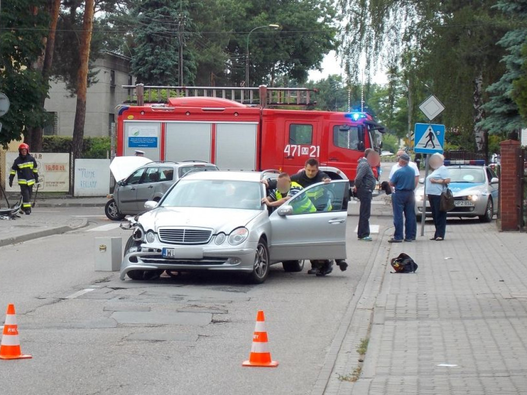 Legionowo: Groźna kolizja na skrzyżowaniu Batorego z 3-go Maja