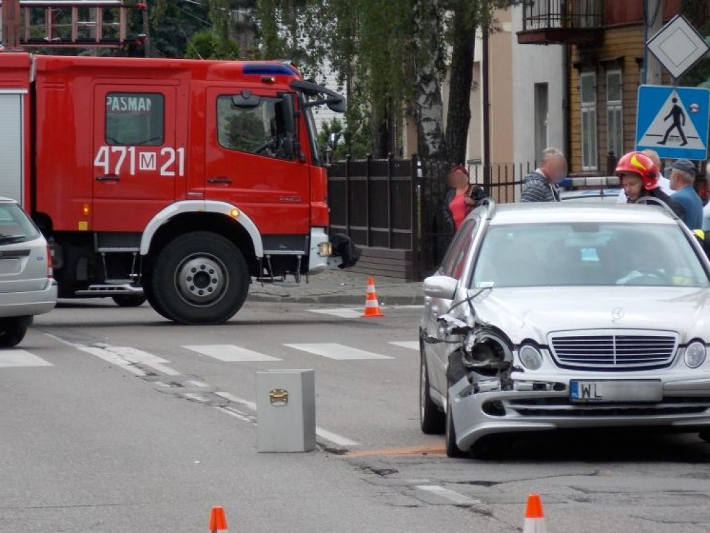 Legionowo: Groźna kolizja na skrzyżowaniu Batorego z 3-go Maja