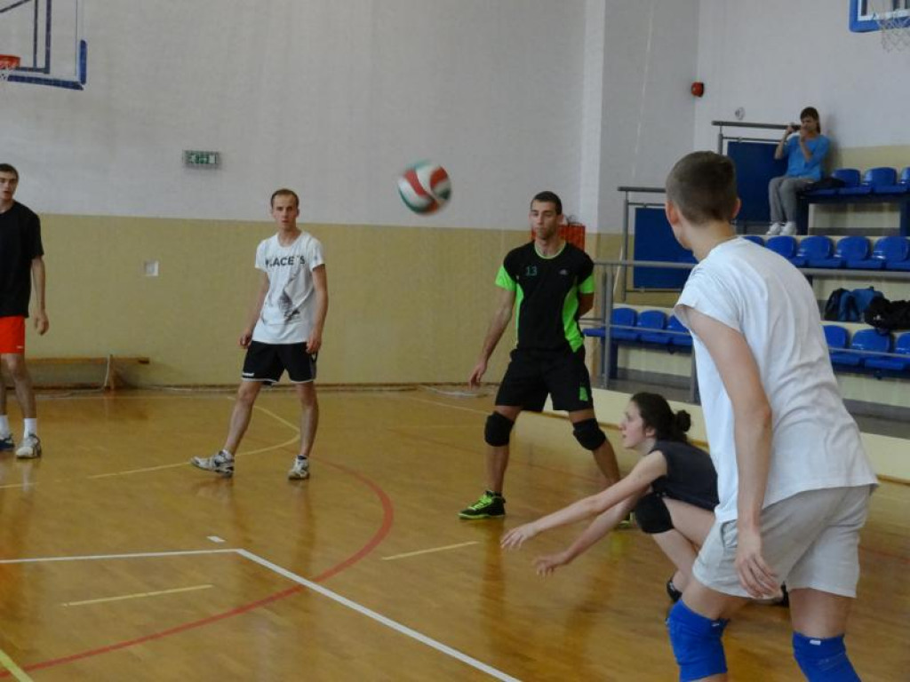 V Amatorska Liga Piłki Siatkowej Gminy Jabłonna (galeria)