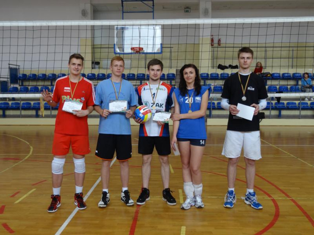 V Amatorska Liga Piłki Siatkowej Gminy Jabłonna (galeria)