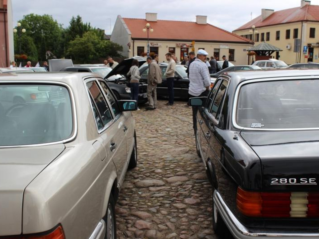 Mercedesy zjechały do Serocka