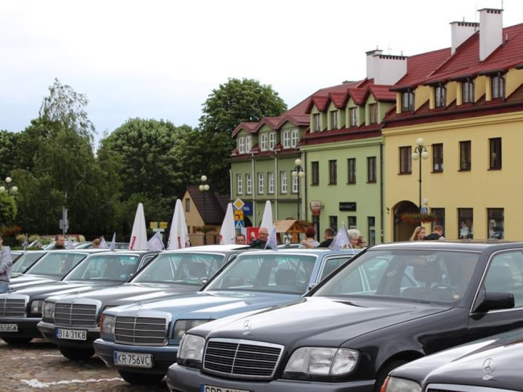 Mercedesy zjechały do Serocka