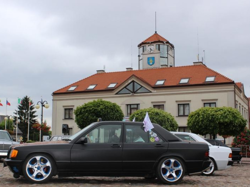 Mercedesy zjechały do Serocka