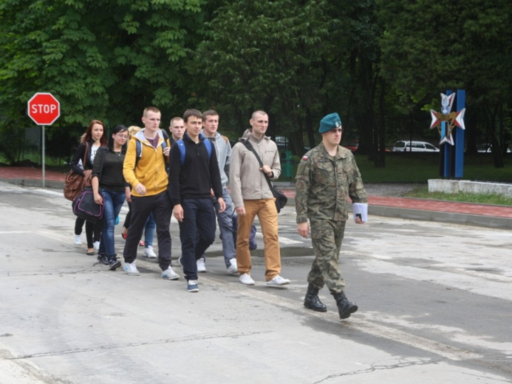 Zegrze: Studenci przyjęci do służby wojskowej