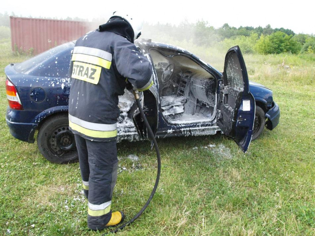 Legionowo: Spłonęły cztery policyjne samochody