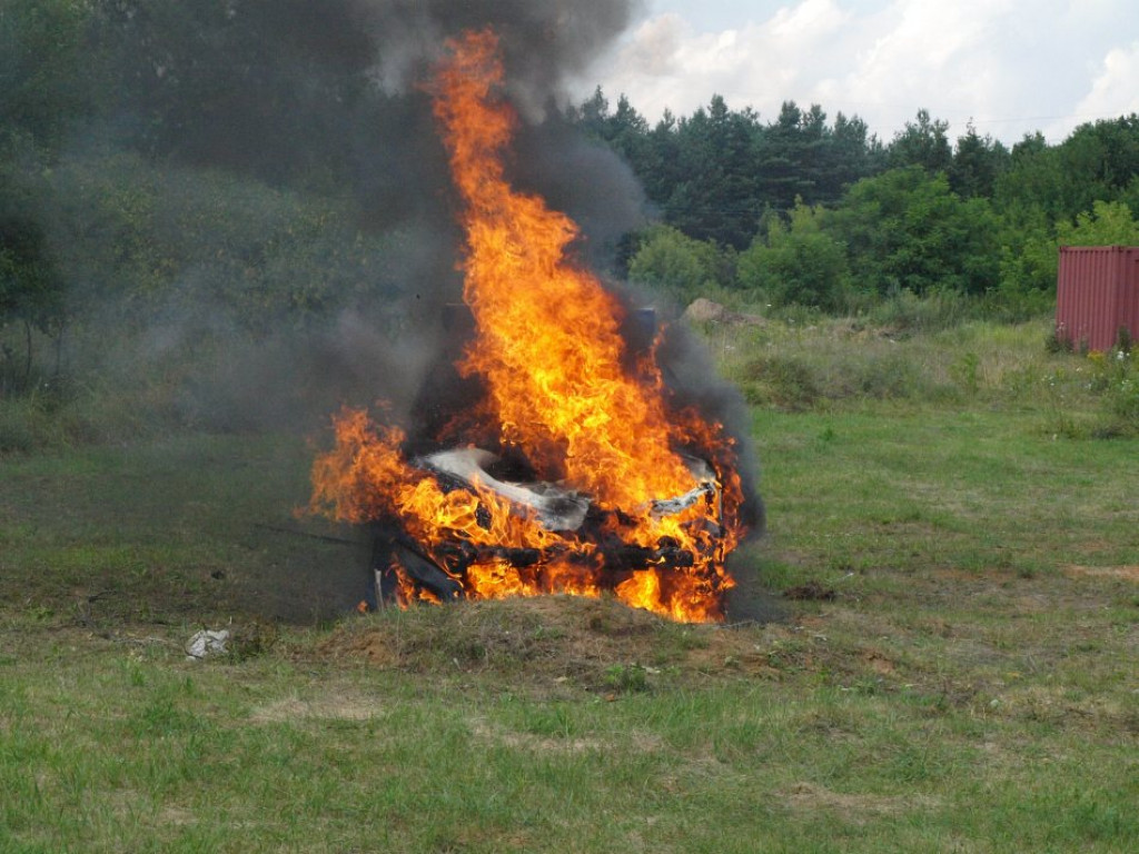 Legionowo: Spłonęły cztery policyjne samochody