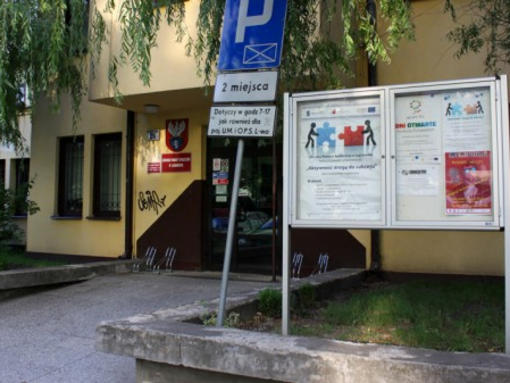 Legionowo: Dewastują OPS