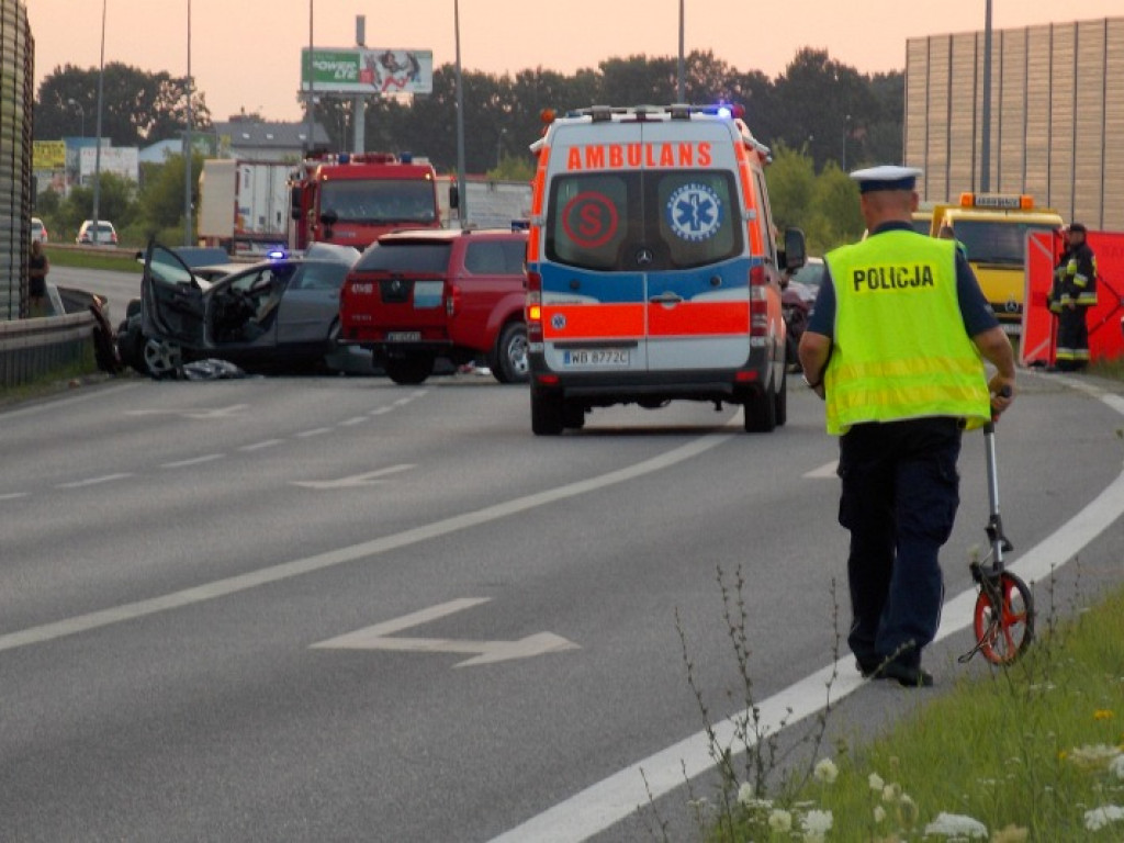 Kolejny śmiertelny wypadek na obwodnicy Jabłonny. Zginęły 3 osoby!