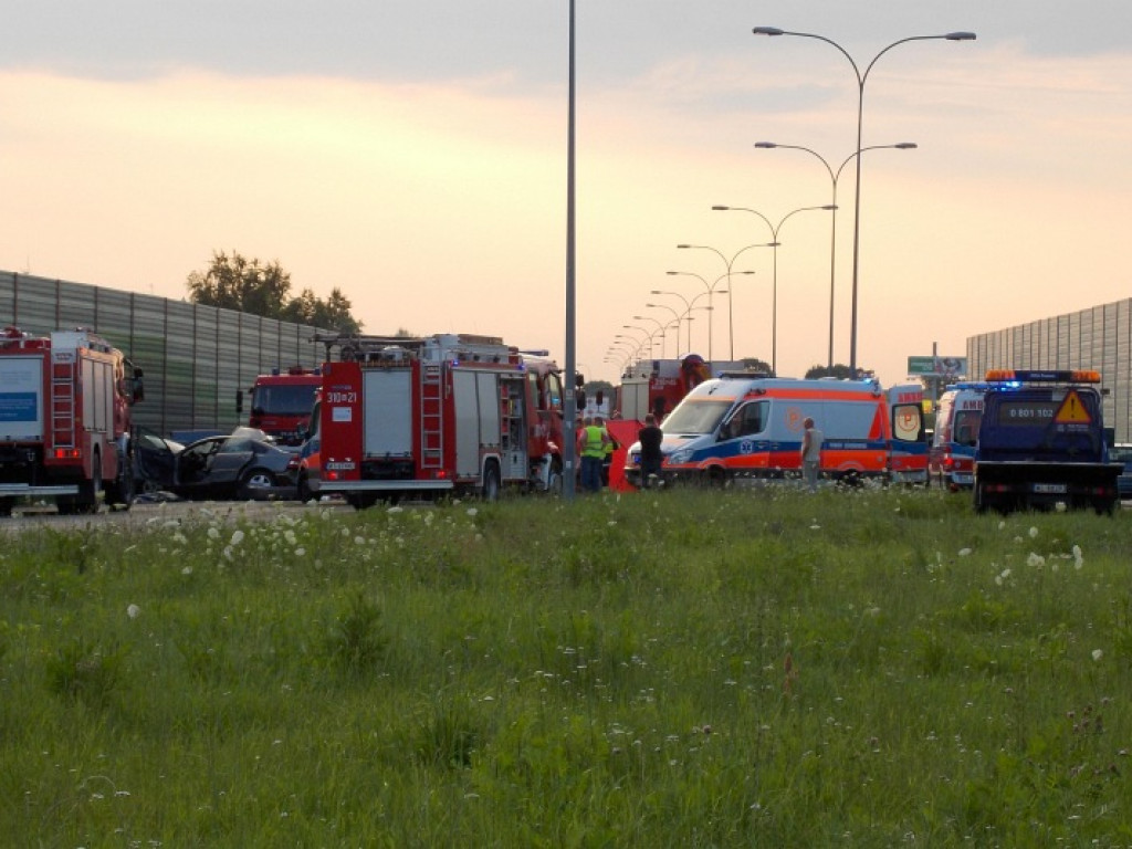 Kolejny śmiertelny wypadek na obwodnicy Jabłonny. Zginęły 3 osoby!