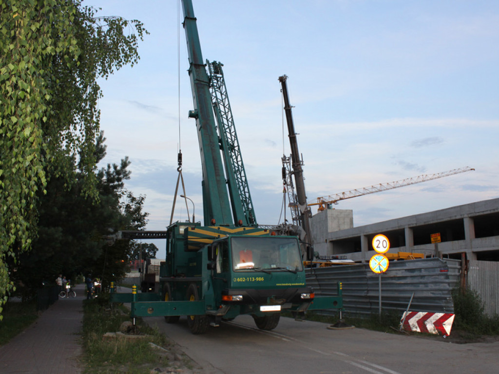 Legionowo: Usunęli złamany dźwig