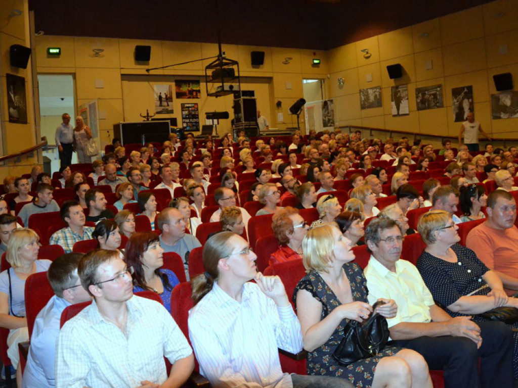 Legionowo: Teatr Trzynastka w Ratuszu