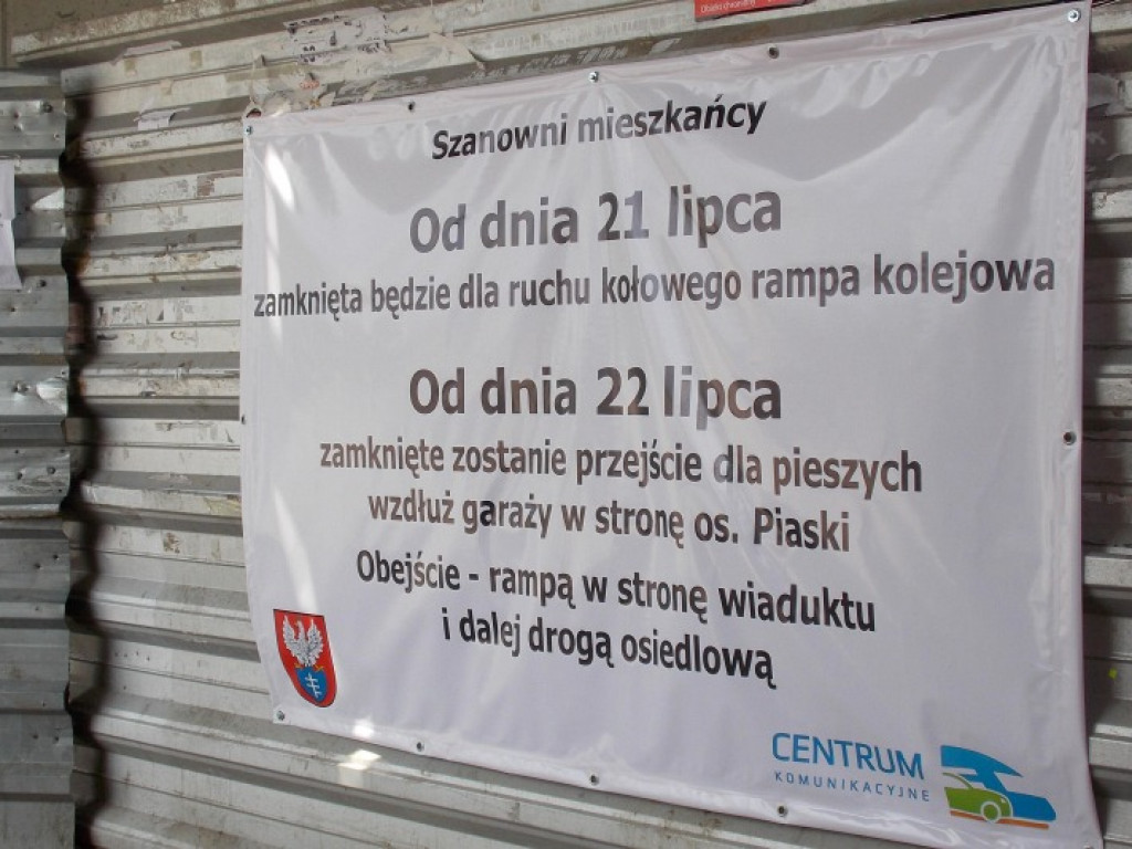 Legionowo: Zamknęli przejście przy PKP. Dłuższa droga na os. Piaski