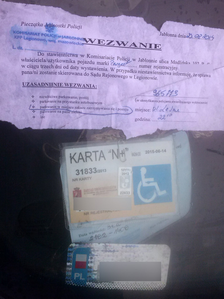 Jabłonna: Parkingowy koszmar z ulicy Leśnej