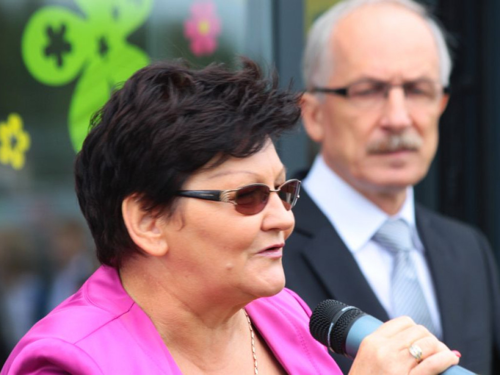 Chotomów: Poświęcili i otworzyli CEKS. Nie obyło się bez zgrzytów