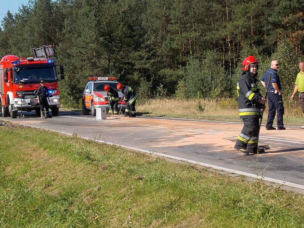 Łajski: Bus zderzył się z wywrotką