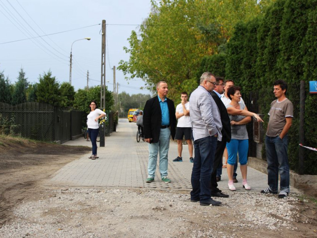 Legionowo: Wyjazdowa Komisja Rozwoju Rady Miasta... utknęła w piasku (wideo)