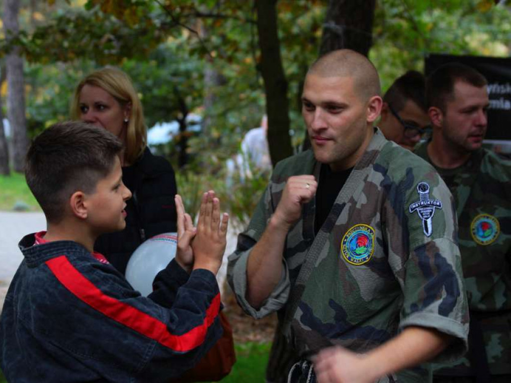 Legionowo: Jak prezydent z radnym siłownię otwierali (film)