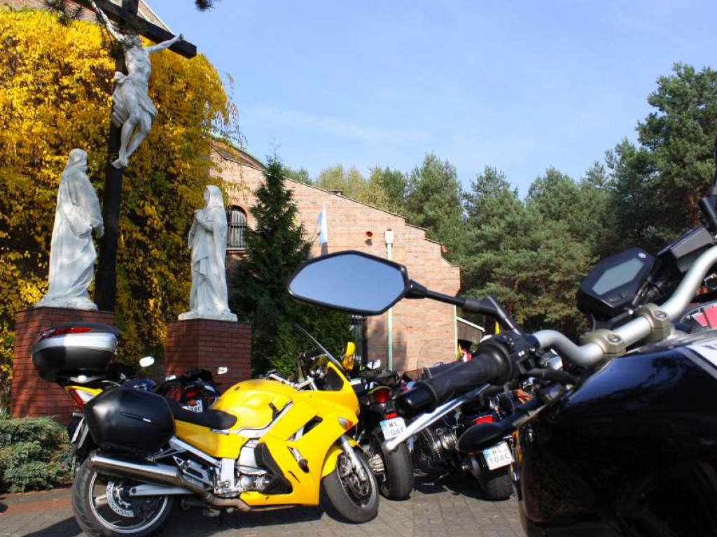 Legionowo: Widowiskowo zamknęli sezon motocyklowy (galeria)