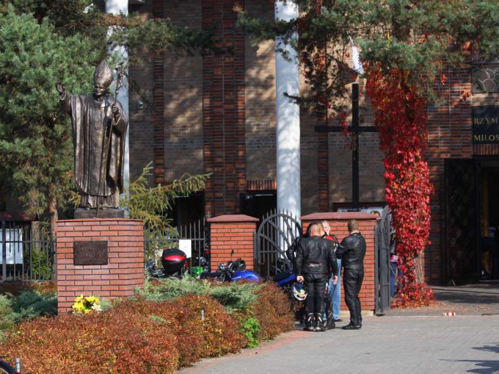 Legionowo: Widowiskowo zamknęli sezon motocyklowy (galeria)