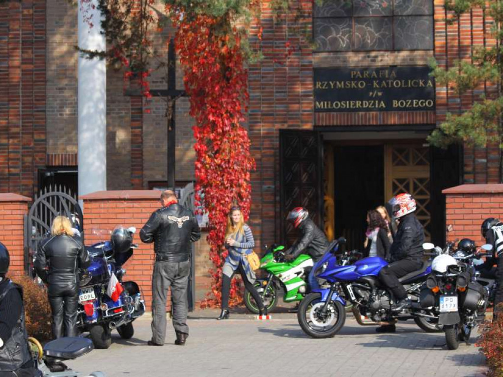 Legionowo: Widowiskowo zamknęli sezon motocyklowy (galeria)