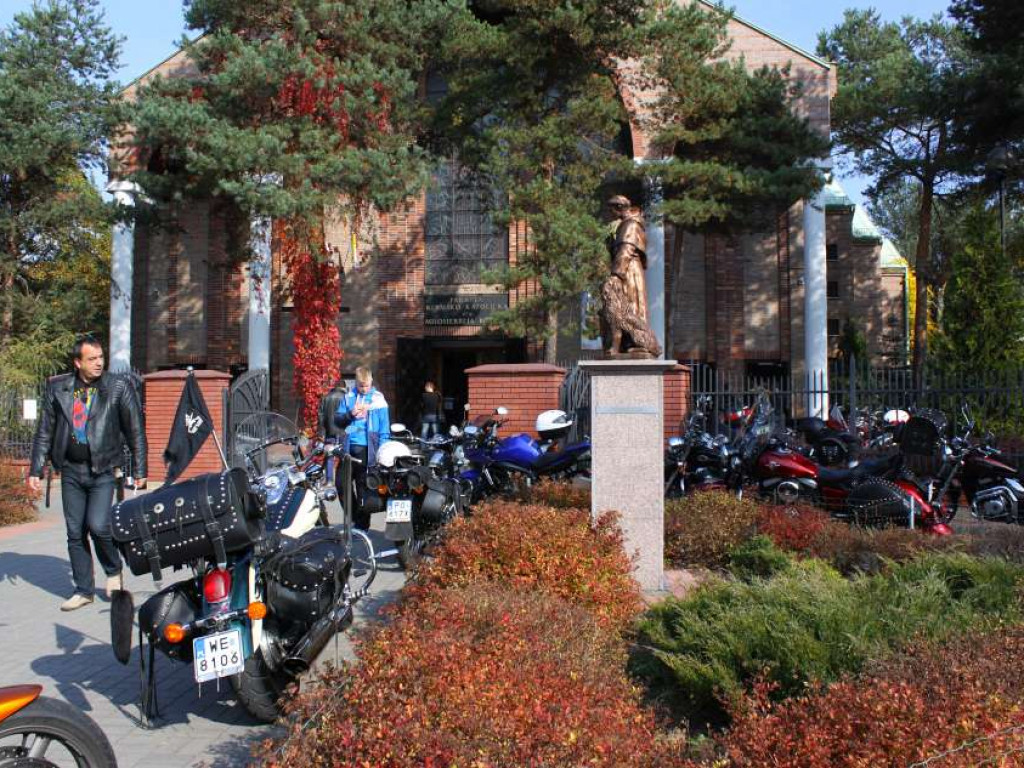 Legionowo: Z Bogiem i na motorze